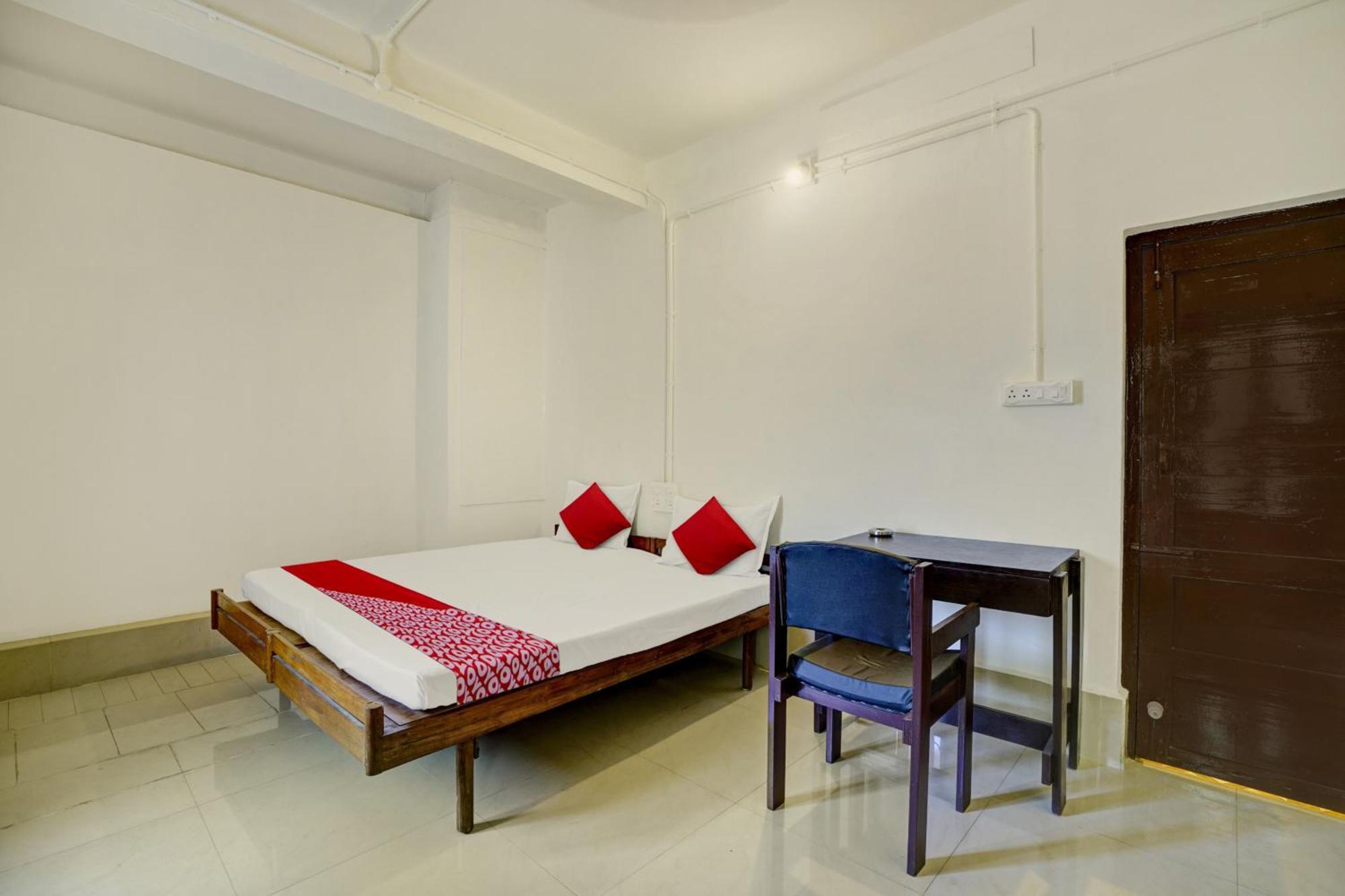 Super Hotel O Ceasar Palace Annex Thodupuzha Exterior foto